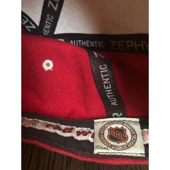 Detroit Red Wings Zephyr Adjustable Red Baseball Cap Hat Mens 7 3/8 - Picture 4 of 9